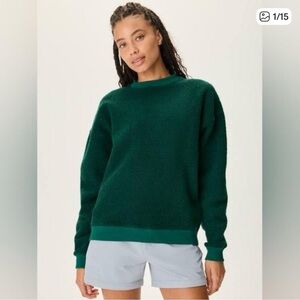 NWT Outdoor Voices Megafleece Sweatshirt